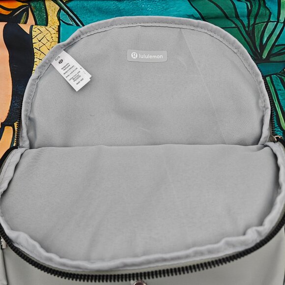 Lululemon All Night Festival Bag 5L - Picture 3 of 5